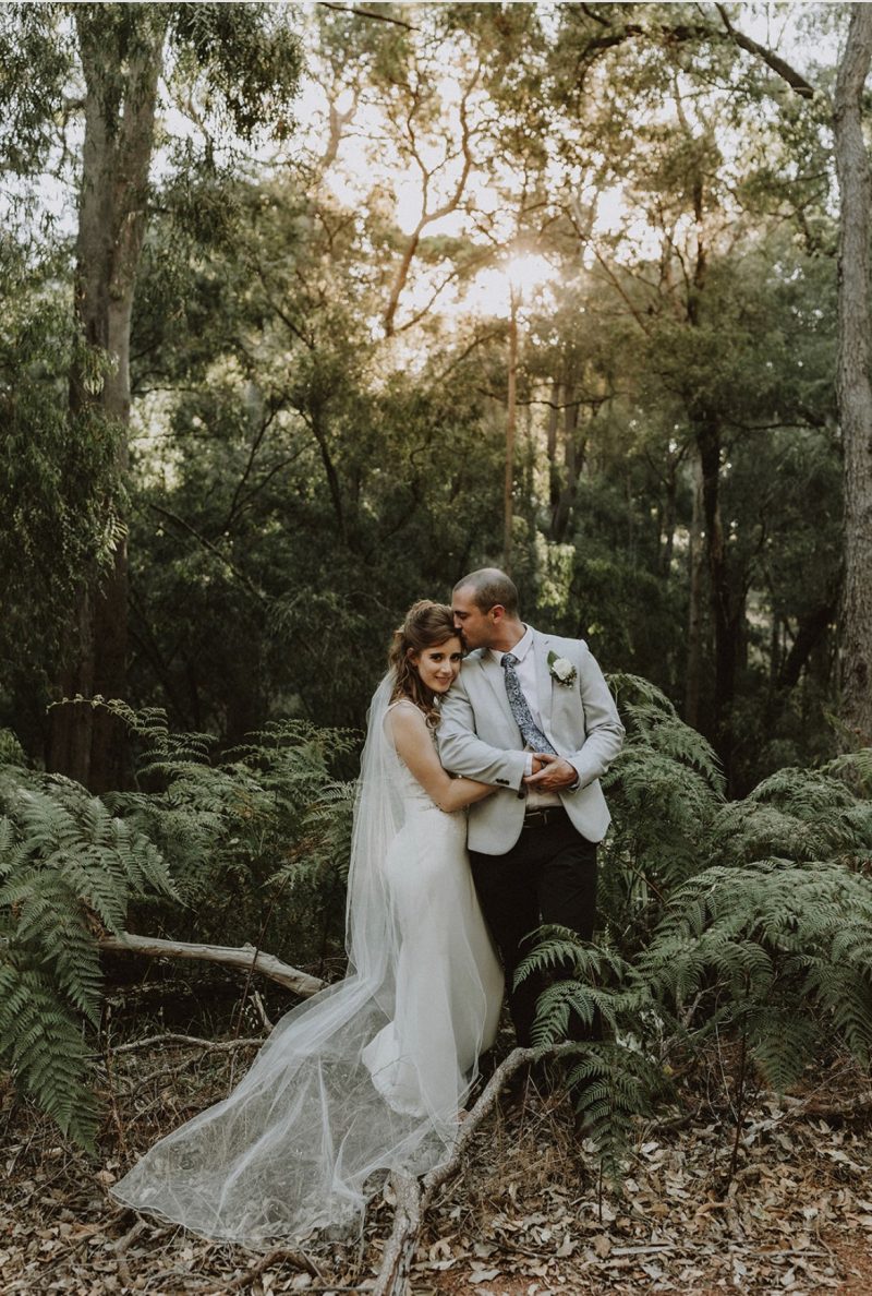 LAKESIDE WEDDINGS